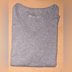 Women's Gray Short Sleeve Top
